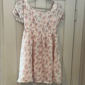 NWT Freesia women’s dress (size s)